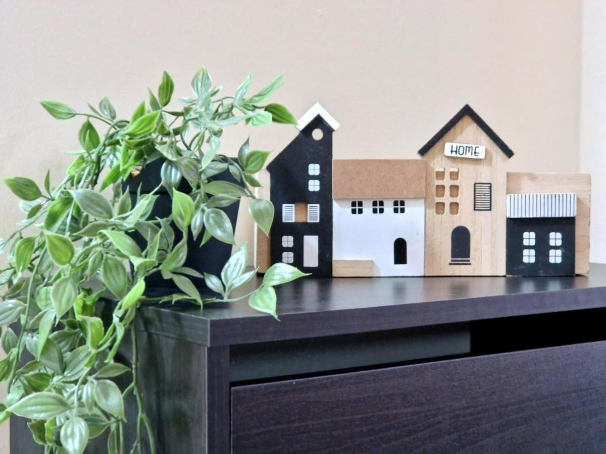 Floral House Kallithea Apartment เอเธนส์ ภายนอก รูปภาพ