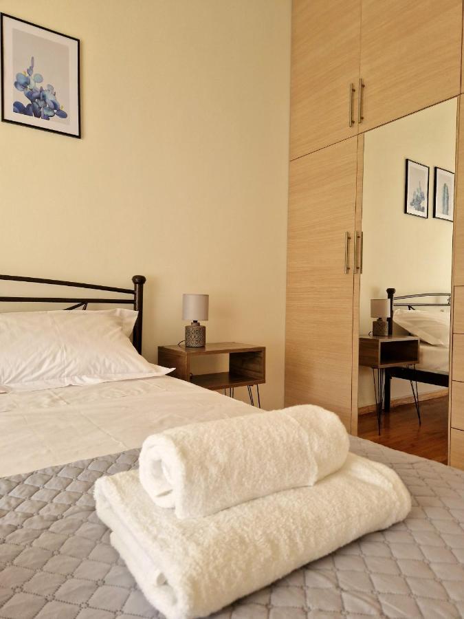 Floral House Kallithea Apartment เอเธนส์ ภายนอก รูปภาพ
