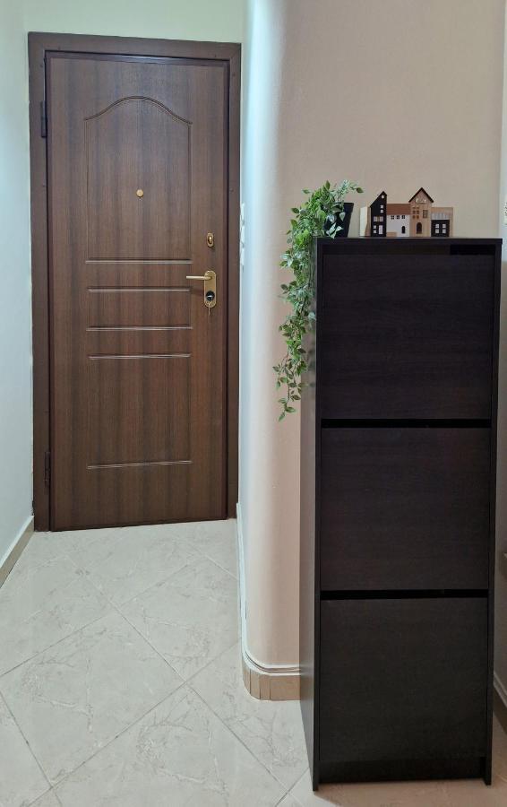 Floral House Kallithea Apartment เอเธนส์ ภายนอก รูปภาพ